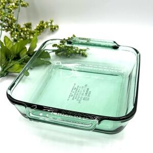 Anchor Hocking Green 8x8 Baking Dish